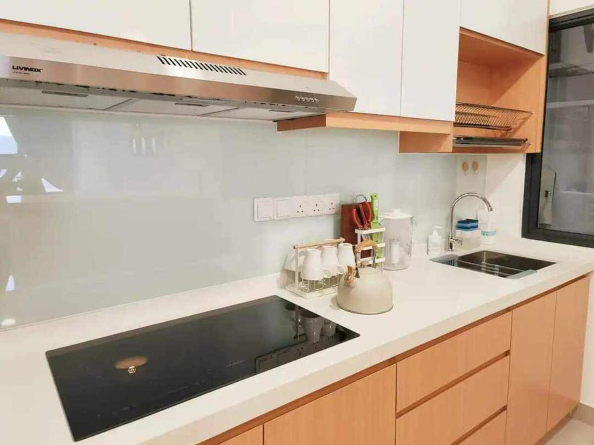 Apartment 3 8 Pax M-vertica Nearby Velocity Mrt Maluri Kuala Lumpur